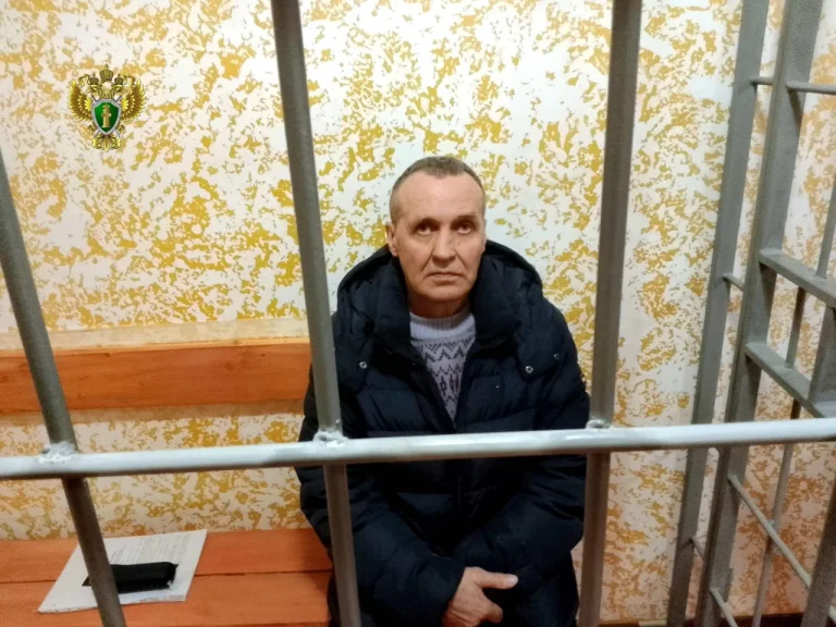 Окупанти засудили викраденого жителя Херсонщини Сергія Чебукіна до 12,5 років тюрми Окупанти засудили викраденого жителя Херсонщини Сергія Чебукіна до 12,5 років тюрми