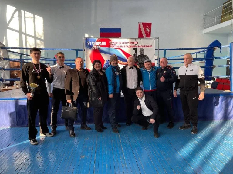 На ТОТ Херсонщині провели турнір з боксу для дітей, присвячений пам’яті військового РФ Турнір з боксу на ТОТ для дітей, присвячений пам'яті військового РФ