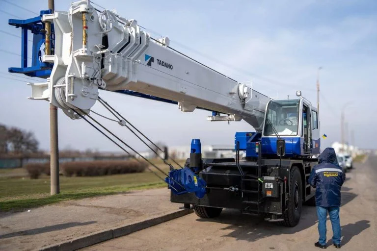 Херсон отримав автокран від Японії