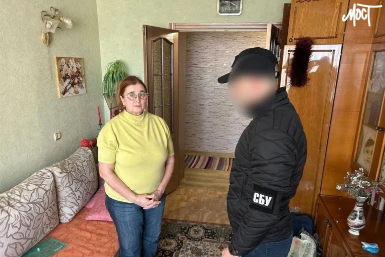 Матір херсонської колаборантки теж отримала строк за колабораціонізм