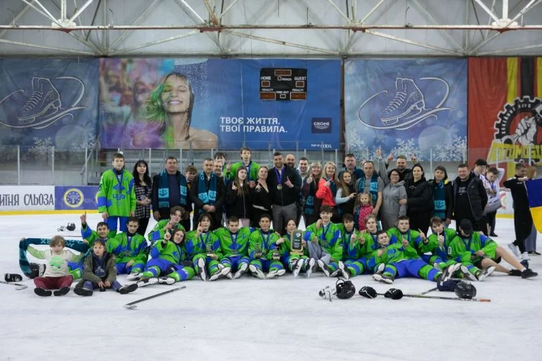 Херсонські хокеїсти здобули Кубок України