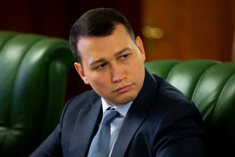 Російський високопосадовець незаконно відвідав ТОТ Херсонщини