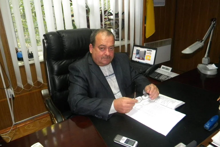 Ще одного депутата-зрадника з Херсонщини відкликали з президентської партії