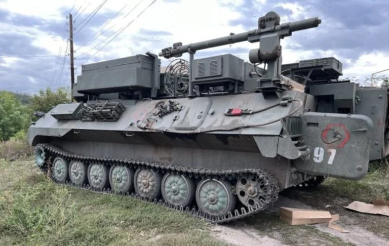 Оператори дронів знищили ворожі станції РЕБ «Борисоглєбськ-2» на Херсонщині (відео) «Борисоглєбськ-2»