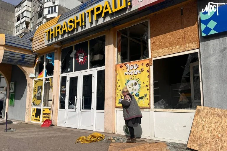 A municipal worker was injured due to the Russian shelling of Kherson