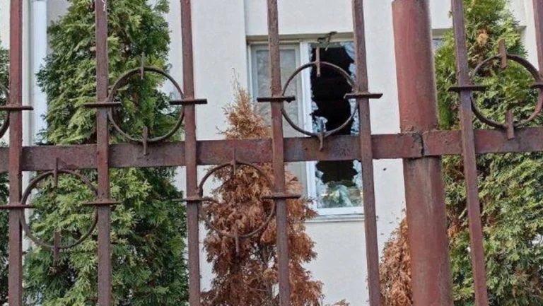 У Новій Каховці через обстріл постраждав Свято-Андріївський кафедральний собор