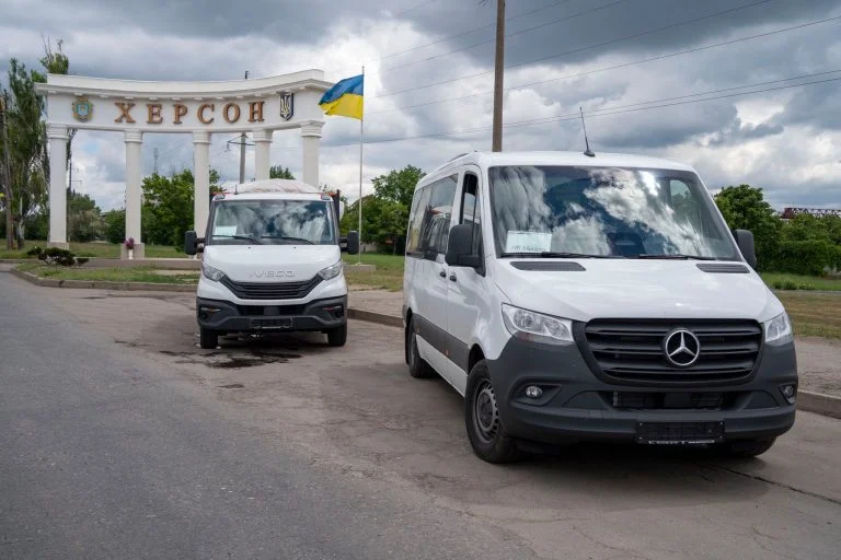 Херсонські комунальники отримали від німецьких партнерів допомогу