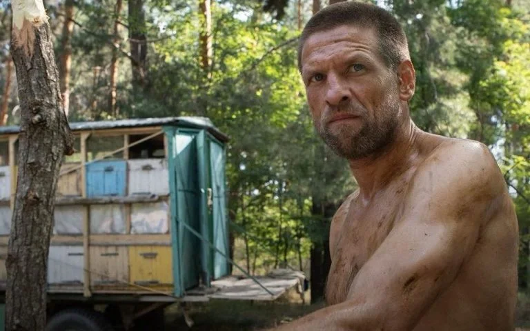 Актора Василя Кухарського, який помер від поранень, отриманих на фронті, висунуто на премію за роль у фільмі “Редакція”