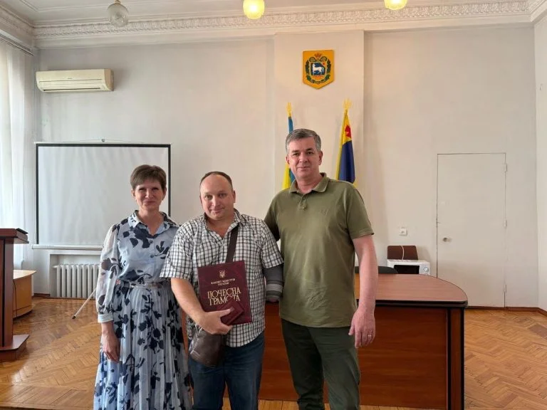 Енергетика з Херсонщини відзначили Почесною грамотою Кабінету Міністрів України