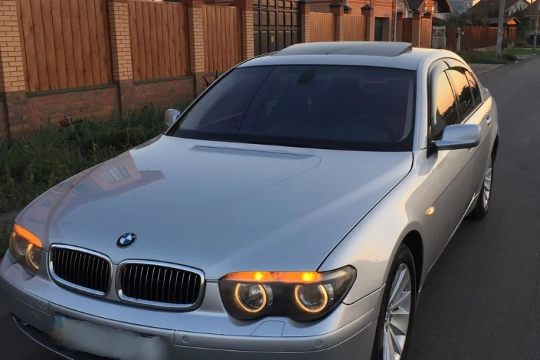 У комунальну власність Херсонської громади прийняли автівку з Литви