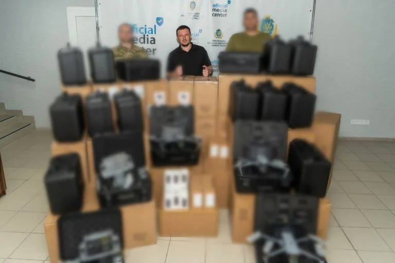 Оборонці Херсонщини отримали 70 безпілотників від громад області