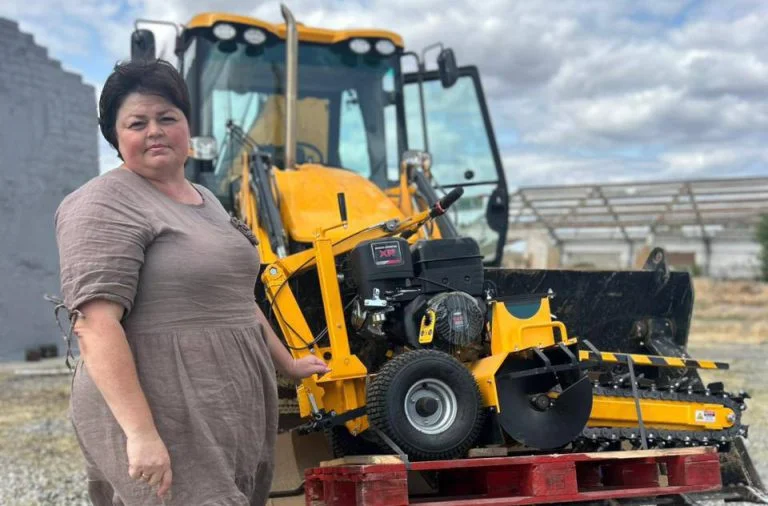 Милівська громада придбала траншейний копач Траншейний копач