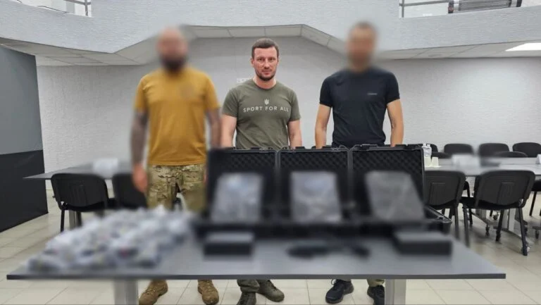 Оборонцям Херсонщини передали обладнання вартістю майже 300 тис. грн