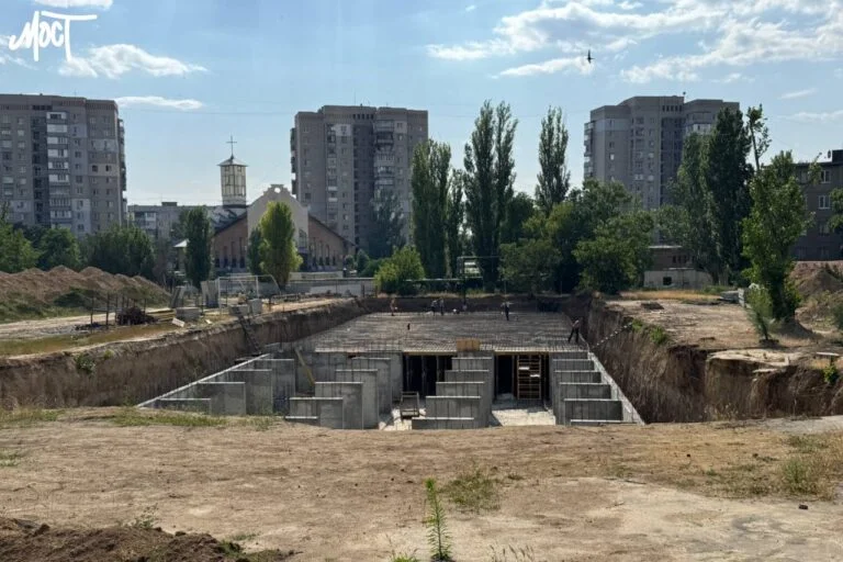 Херсонські правоохоронці порушили кримінальну справу через зловживання при будівництві підземних шкіл