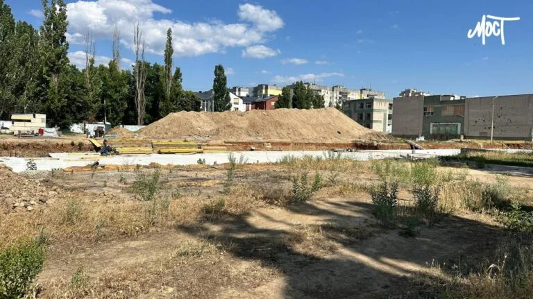 “Підземні школи” в Херсоні – на паузі: Шанько пояснив причини зупинки будівництва