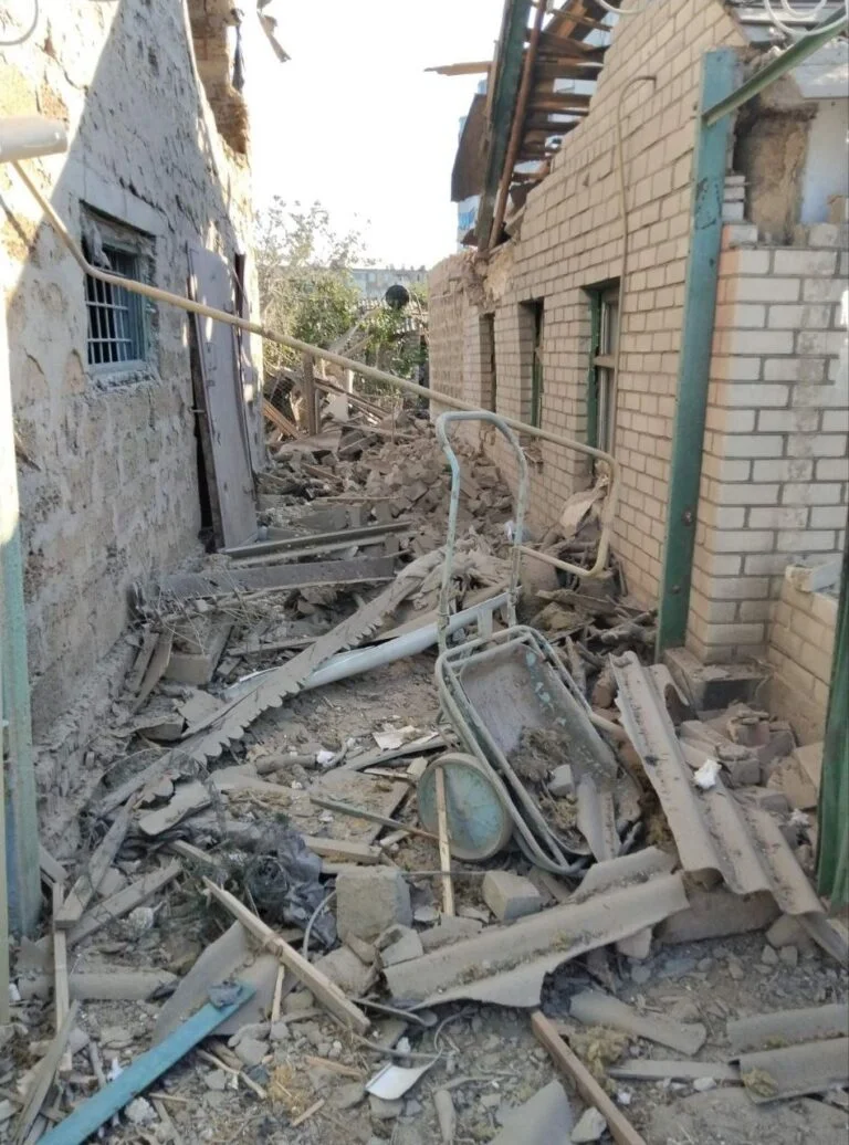 У Корабельному районі Херсона зафіксували понад 130 м³ відходів після обстрілу