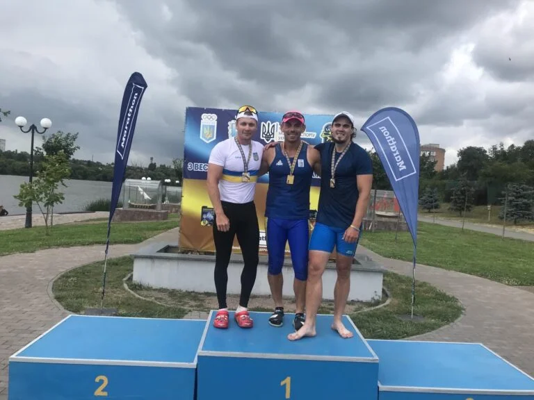 Херсонські веслувальники завоювали 8 медалей на чемпіонаті України