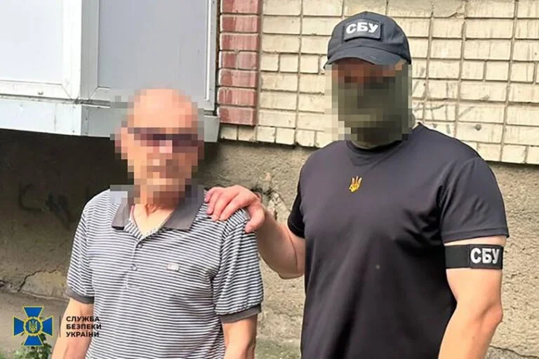 Правоохоронці затримали чоловіка, який служив у МВС РФ під час окупації Херсона