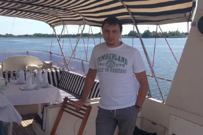 Колишній адміністратор ресторану “Форсаж” отримав строк за співпрацю з окупантами у Херсоні