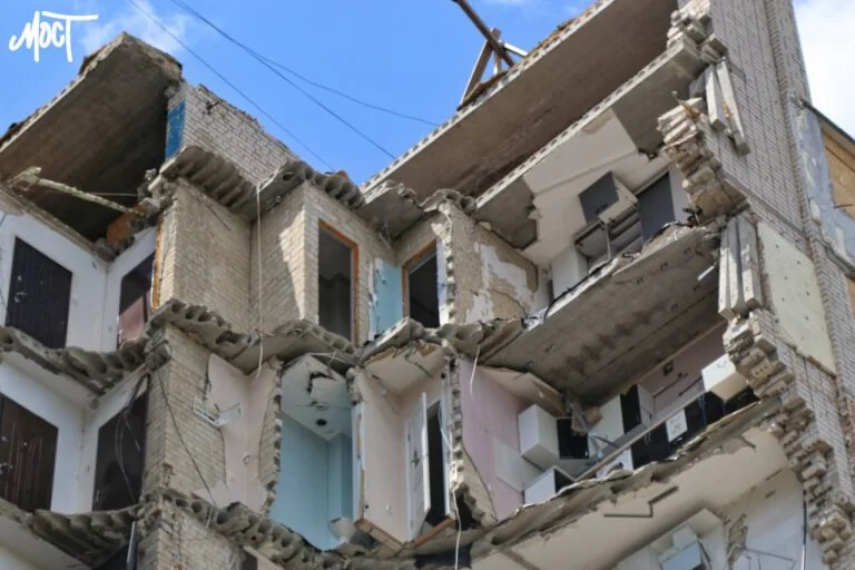 Вчора військові РФ обстріляли 38 населених пунктів Херсонської області: є поранені