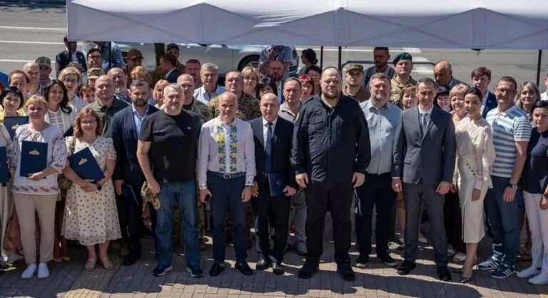 Троє медиків з Херсонщини отримали державні відзнаки