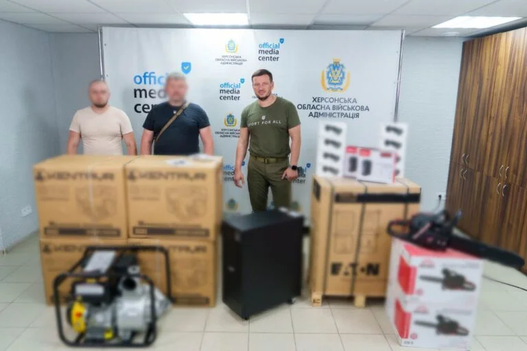 Військові медики Херсонщини отримали засоби для порятунку поранених людей на понад 5 млн грн