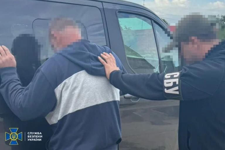 У Херсоні затримали ще сімох колаборантів, які допомагали росіянам під час окупації