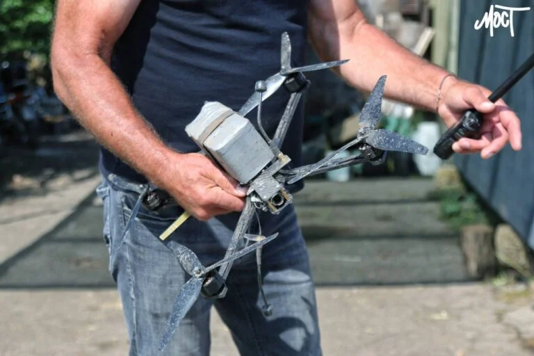 Окупанти змінили маршрут дронів: Херсон атакують з боку Миколаївщини