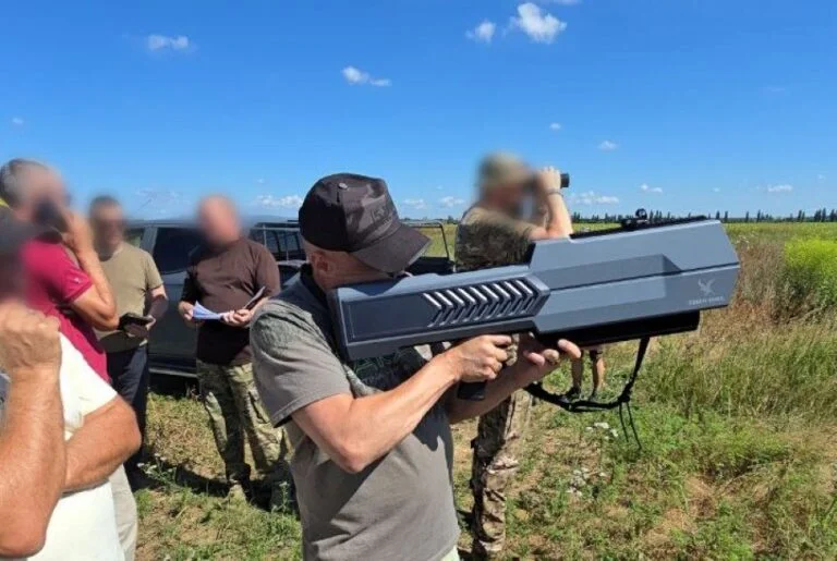 Милівська сільрада придбала антидронових рушниць на майже 4 млн грн