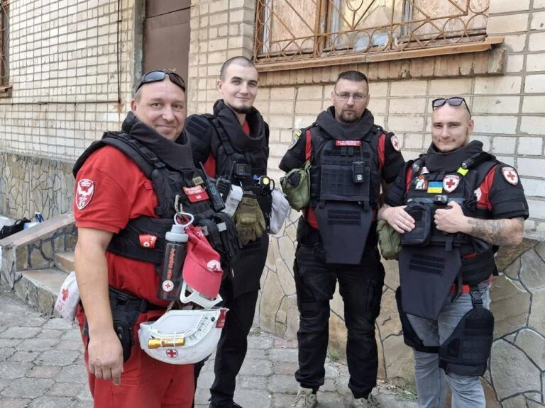 До евакуації херсонців з Острова долучився загін швидкого реагування з Дніпра