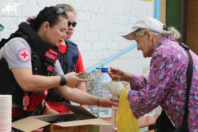 Із мікрорайону Корабел у Херсоні вже евакуювали 400 мешканців, – ХОВА