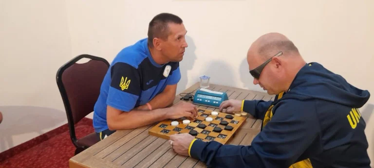 Херсонський тренер отримав почесне звання “Майстер спорту міжнародного класу” з шашок