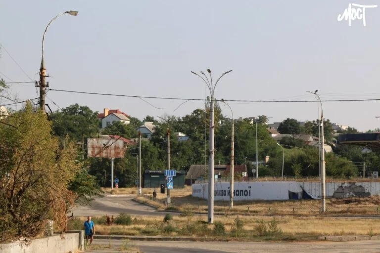 За добу війська РФ обстріляли 37 населених пунктів Херсонщини