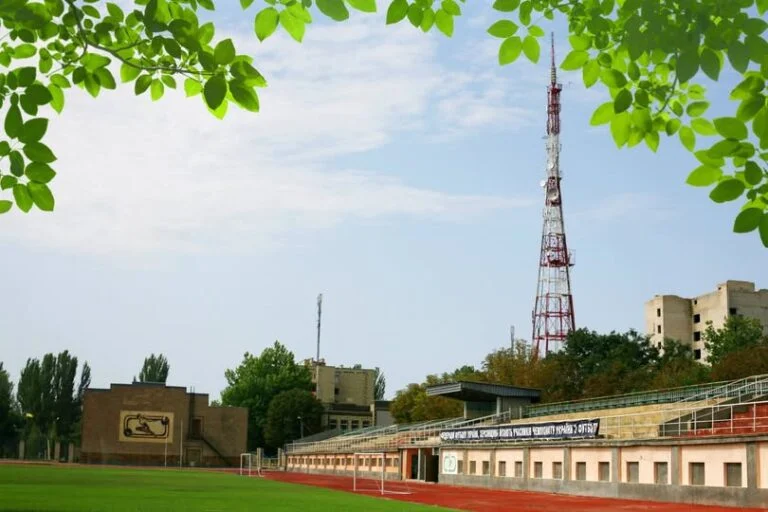 Окупанти обіцяють реконструювати НВК “Колос” у Скадовську за 200 млн рублів