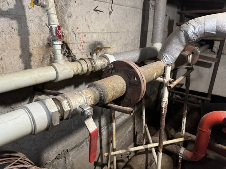 Мешканцям району Корабел у Херсоні видаватимуть обігрівачі