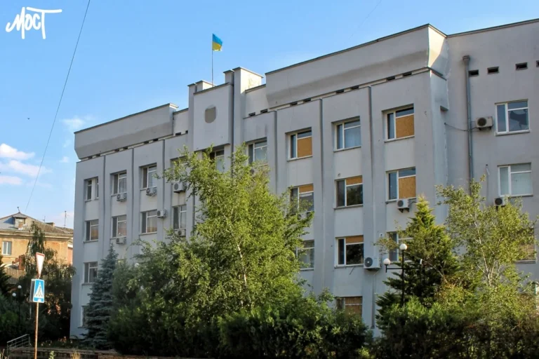 Стало відомо скільки у серпні заробили керівники Херсонської облпрокуратури