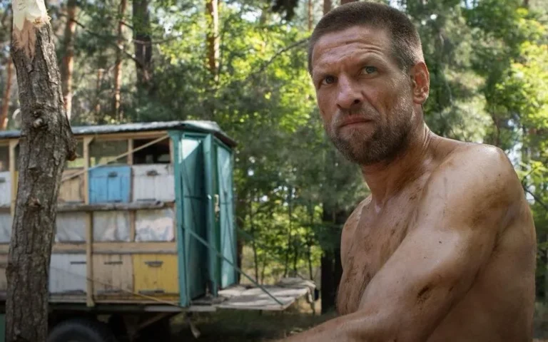 Василь Кухарський посмертно отримав “Золоту дзиґу” за роль у фільмі “Редакція”