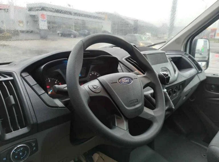 Херсонська поліція замовила дообладнання авто майже за 600 тис. грн