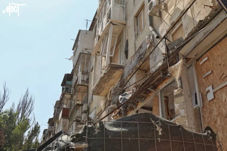 Загиблий та поранені: війська РФ обстріляли понад 30 населених пунктів Херсонщини