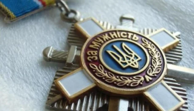 Президент відзначив оборонців Херсонщини нагородами