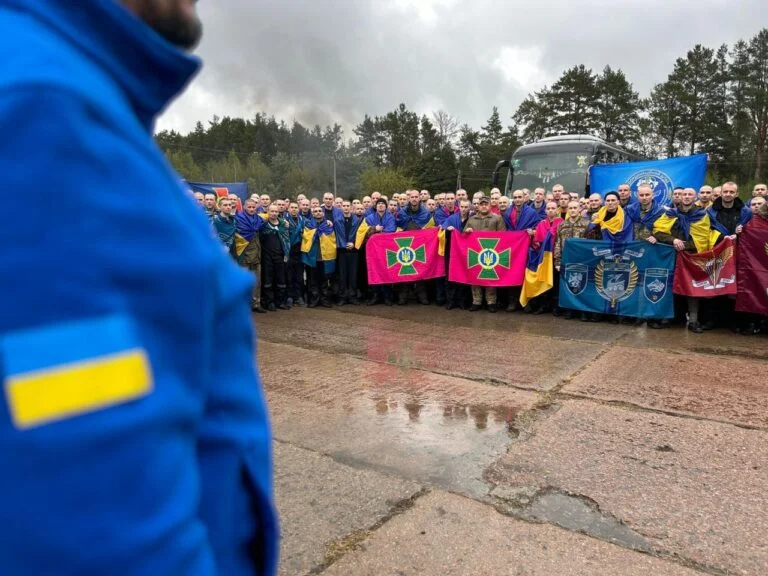 Дев’ятеро військових з Херсонщини повернулися з російського полону