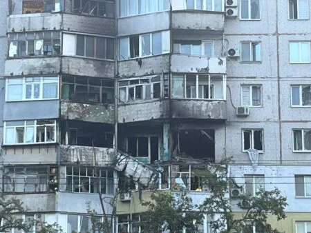 Херсонці у більшості сприймають російські обстріли як метод тиску на мирне населення, а не як атаки на військові цілі, – опитування