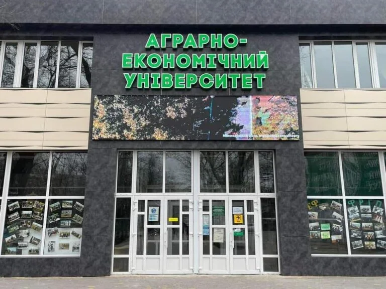 Студенти ХДАЕУ здобули призові місця на конкурсі менеджменту в Одесі