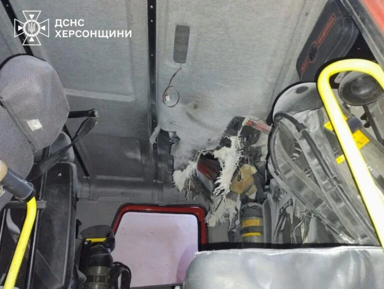 У Херсоні БпЛА росіян атакував рятувальників (ФОТО)