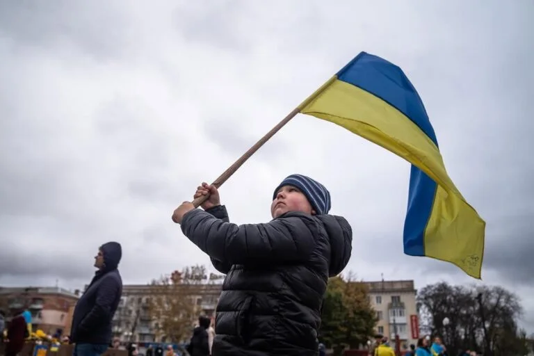 Президент Зеленський подякував військовим, які три роки тому звільнили Херсон