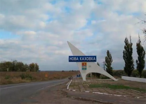 Поліція шукає свідків вбивства чоловіка окупантами біля меблевої фабрики в Новій Каховці у 2022 році