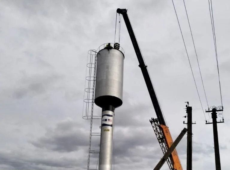 Мешканцям Старосілля на Херсонщині повернули воду в домівки