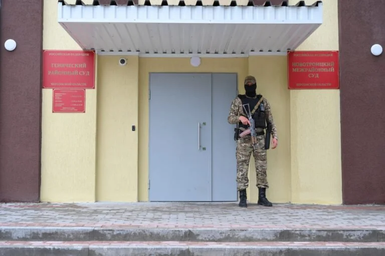 Генічеський окупаційний суд дав 10 років росіянину за нібито участь у батальйоні Челебіджихана