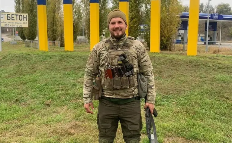 У Києві одну з вулиць перейменували на честь визволителя Херсона Павла Петриченка