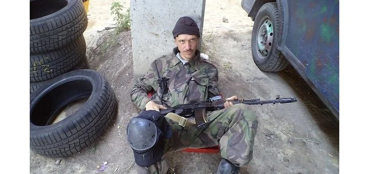 Колишній журналіст із Миколаєва проводить «уроки мужності» для дітей в окупованому Скадовську